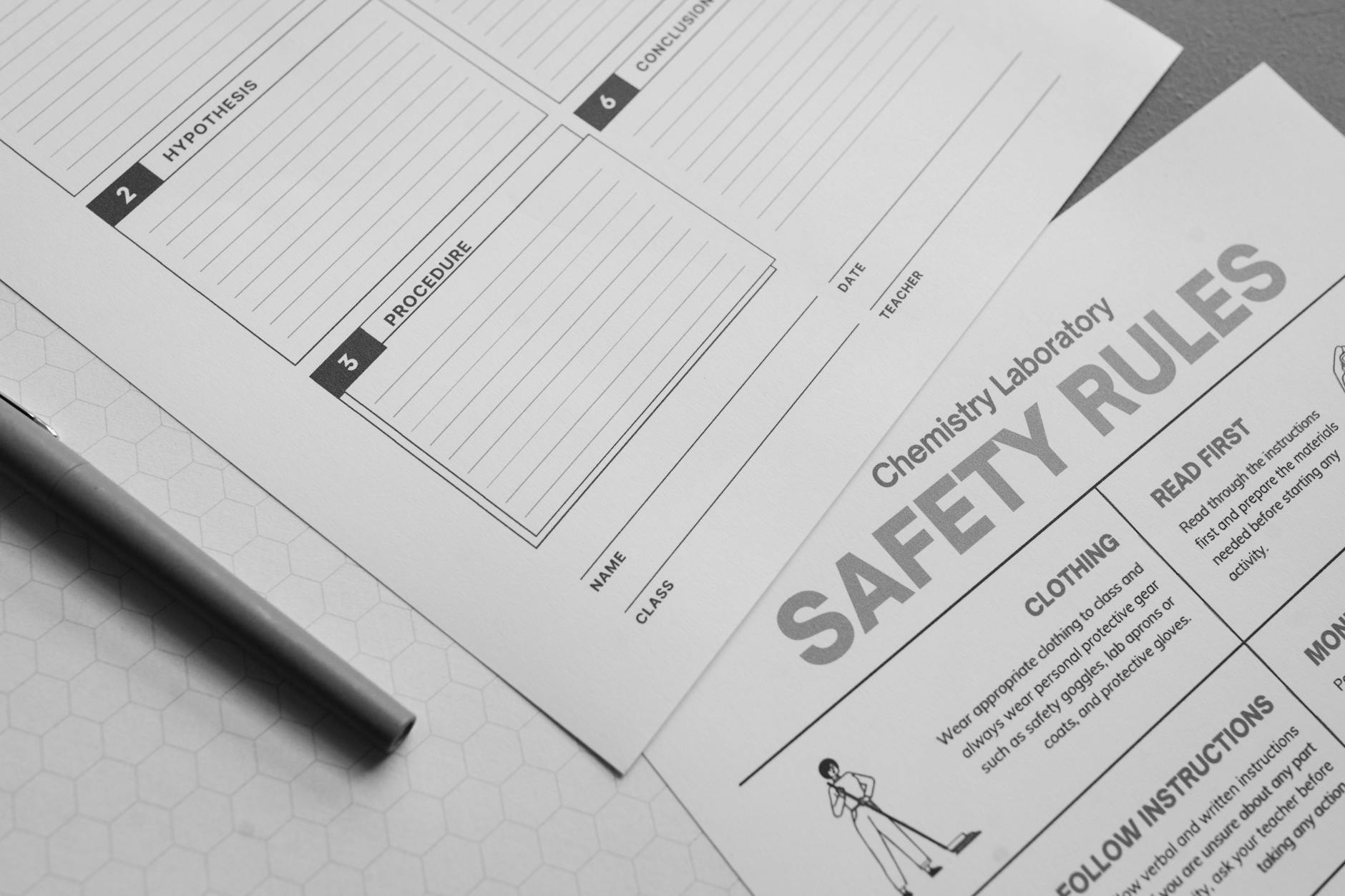 Chemistry lab safety rules and experiment worksheet for effective classroom resources.